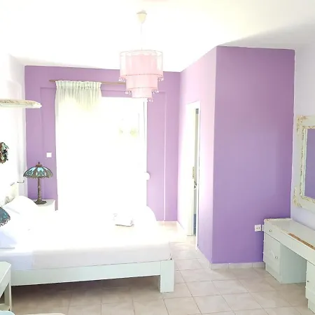 Holiday home Stellas House Polychrono